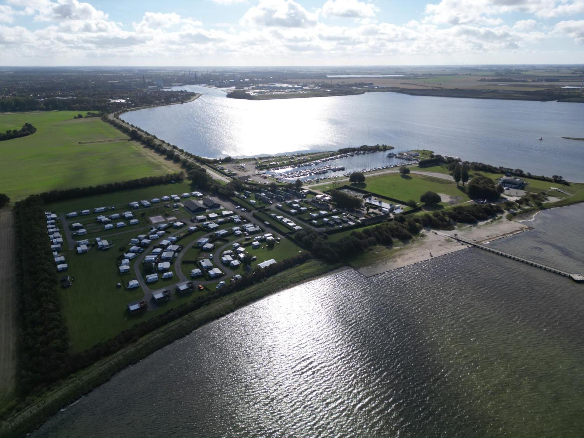 Nakskov Fjord Camping & Cottages Exteriör bild
