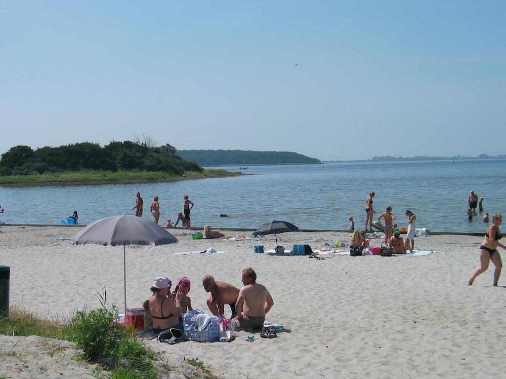 Nakskov Fjord Camping & Cottages Exteriör bild
