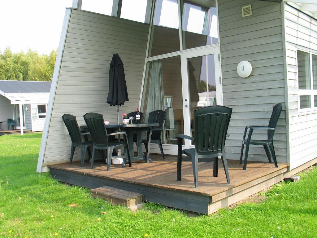 Nakskov Fjord Camping & Cottages Rum bild